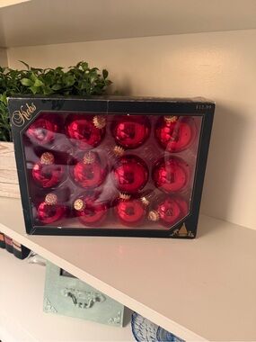 Krebs Distinctive Glass Ornaments 12 Red Glass Balls 67mm Boxed Christmas
